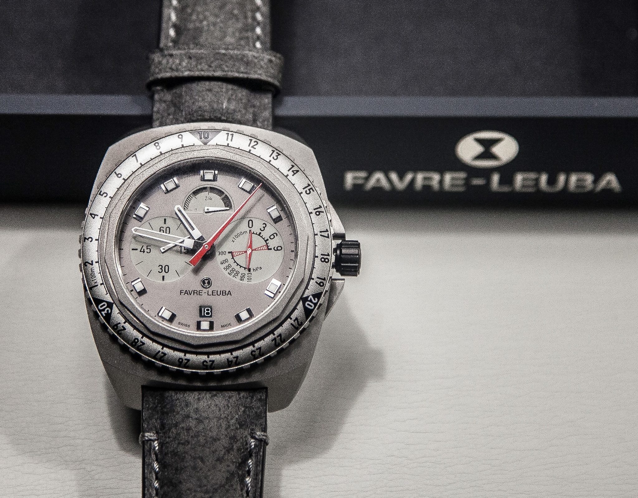 Review - Favre-Leuba Raider Harpoon Dive Watch (Specs & Price)