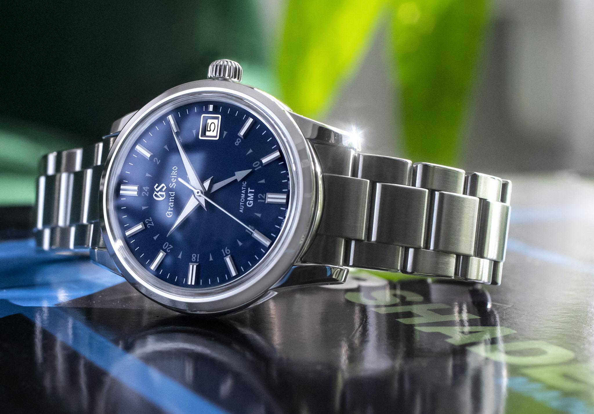 Grand Seiko and Hodinkee finally make an exclusive limited edition together