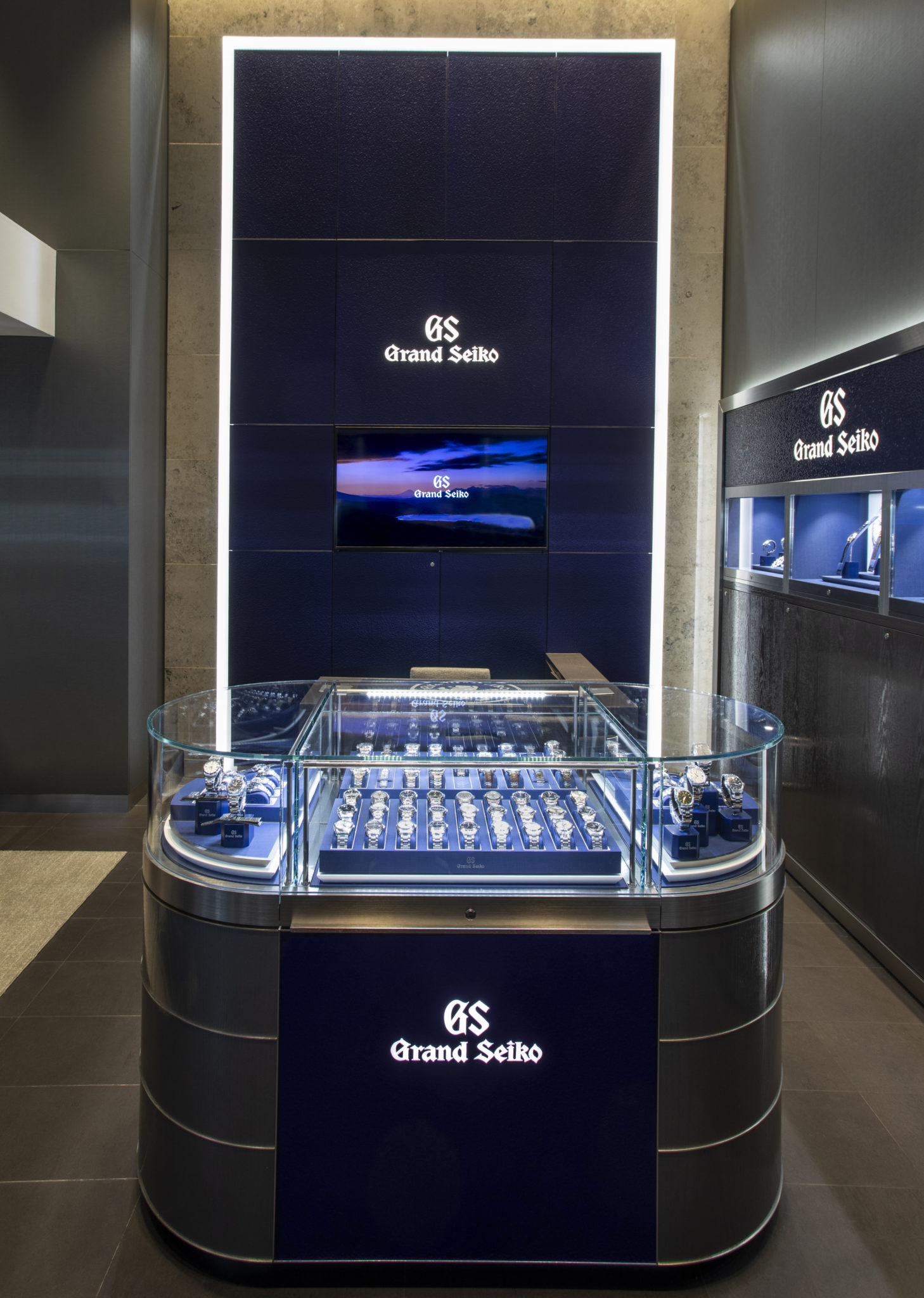 Grand Seiko simultaneously opens boutiques in New York and Miami