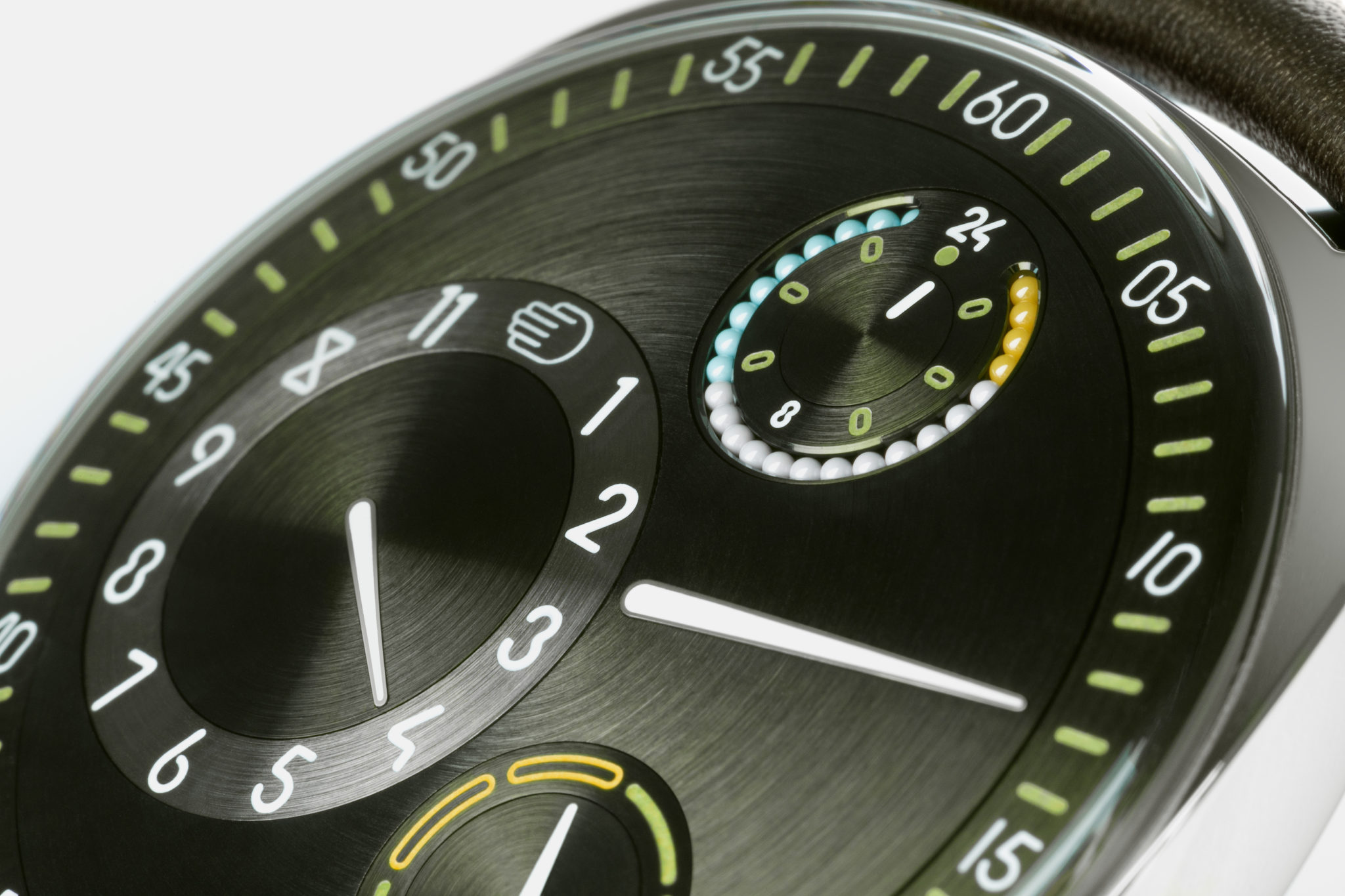 Ressence turns to colored balls to show the time at a glance