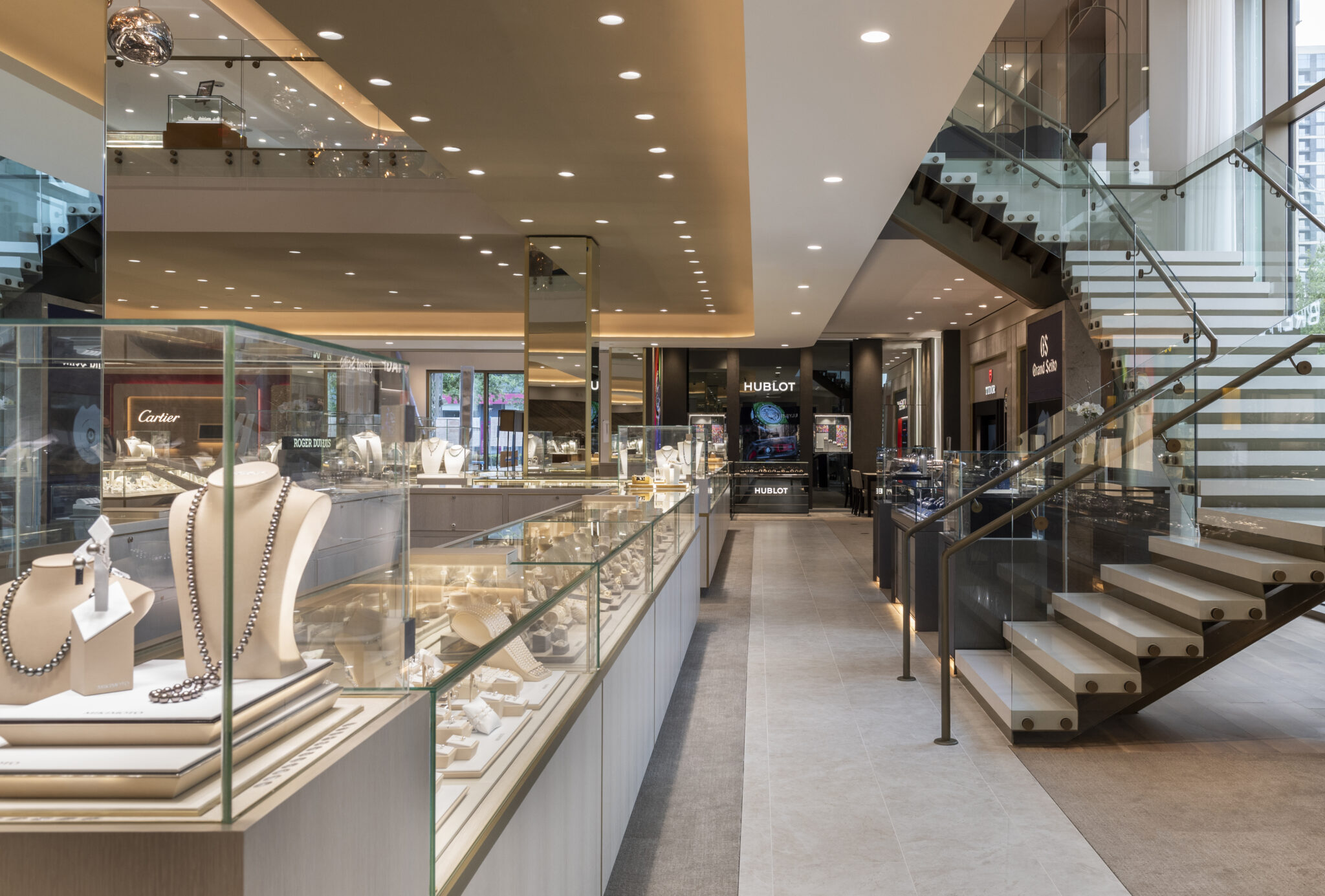 GREATEST SHOWROOMS Zadok Jewelers, Houston, USA