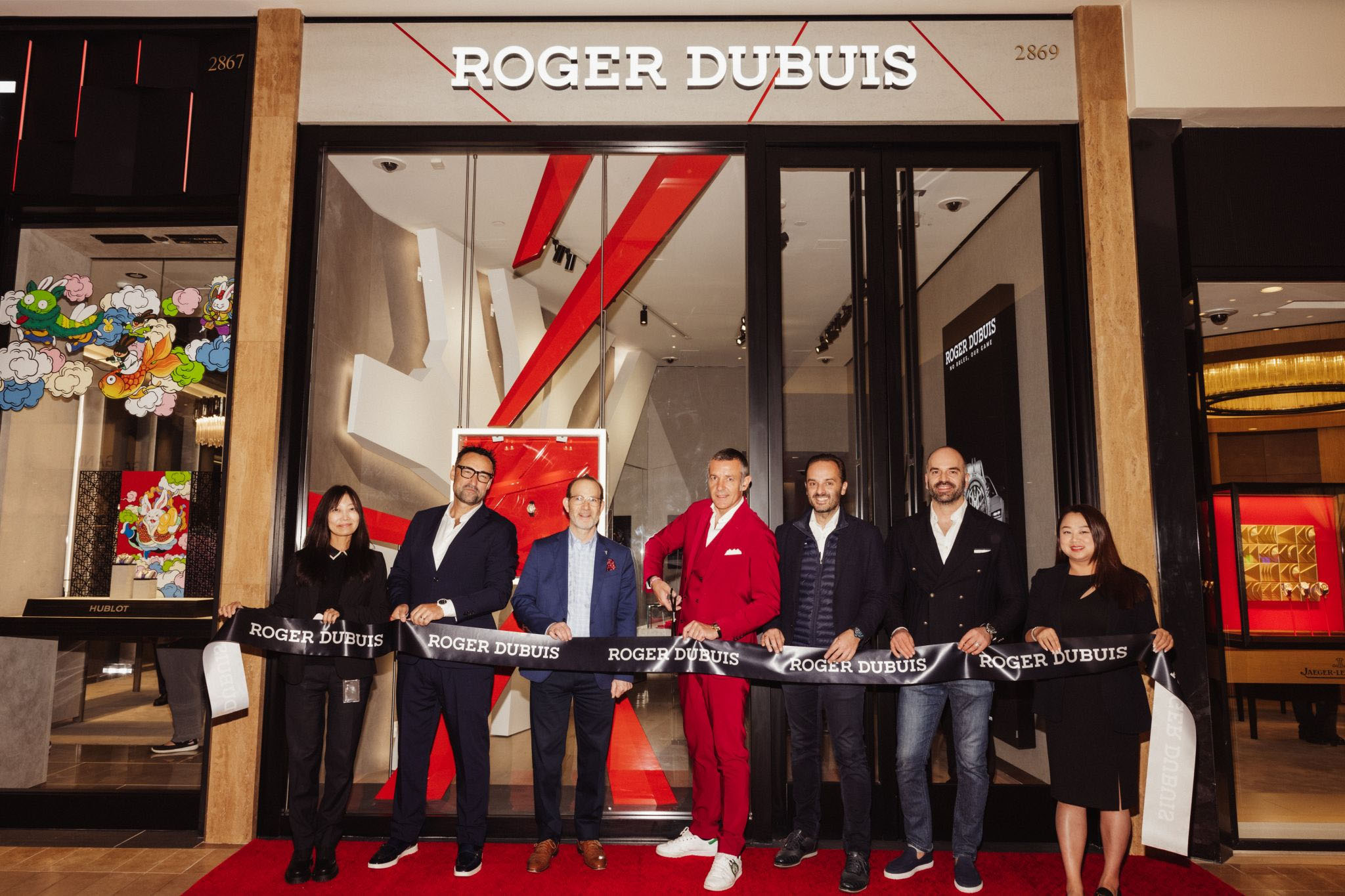 Roger Dubuis opens in the OC