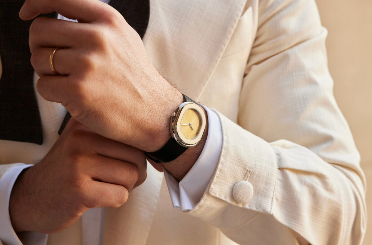 Serica Parade dress watch