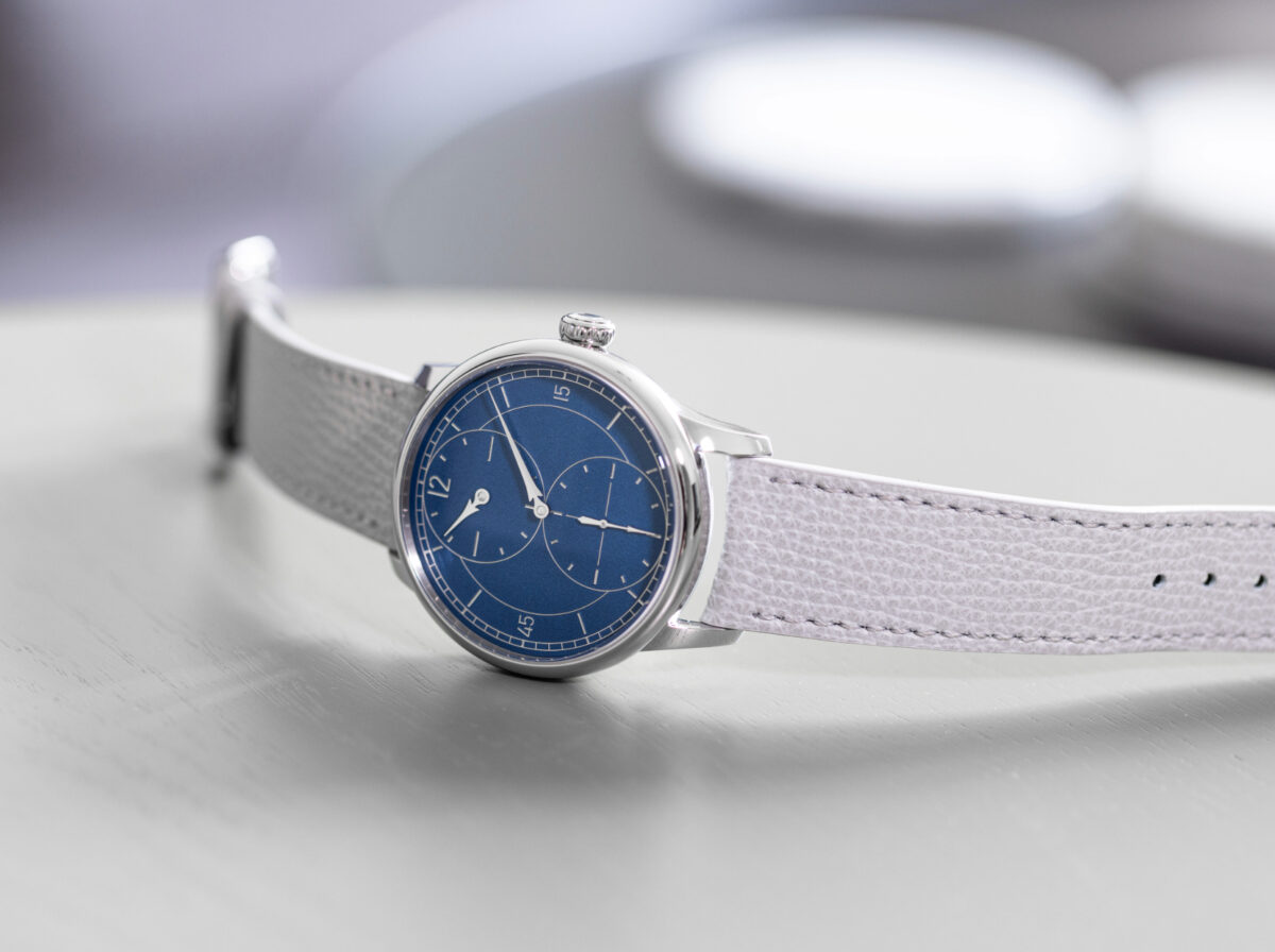 Louis Erard Le Régulateur Gravé Bleu watch