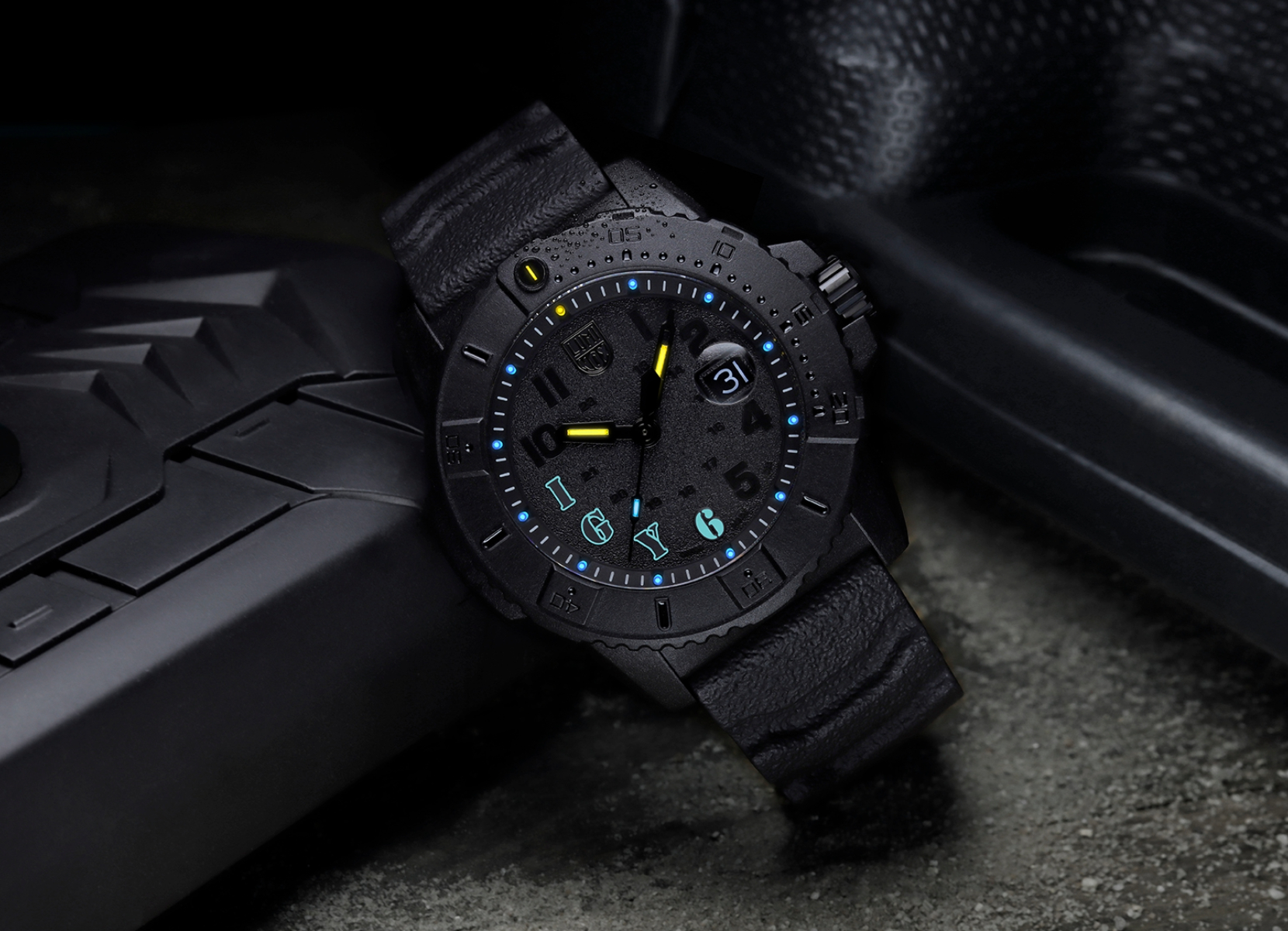 Luminox's Navy SEAL Foundation 3600 Series has your 6 - WATCHPRO USA