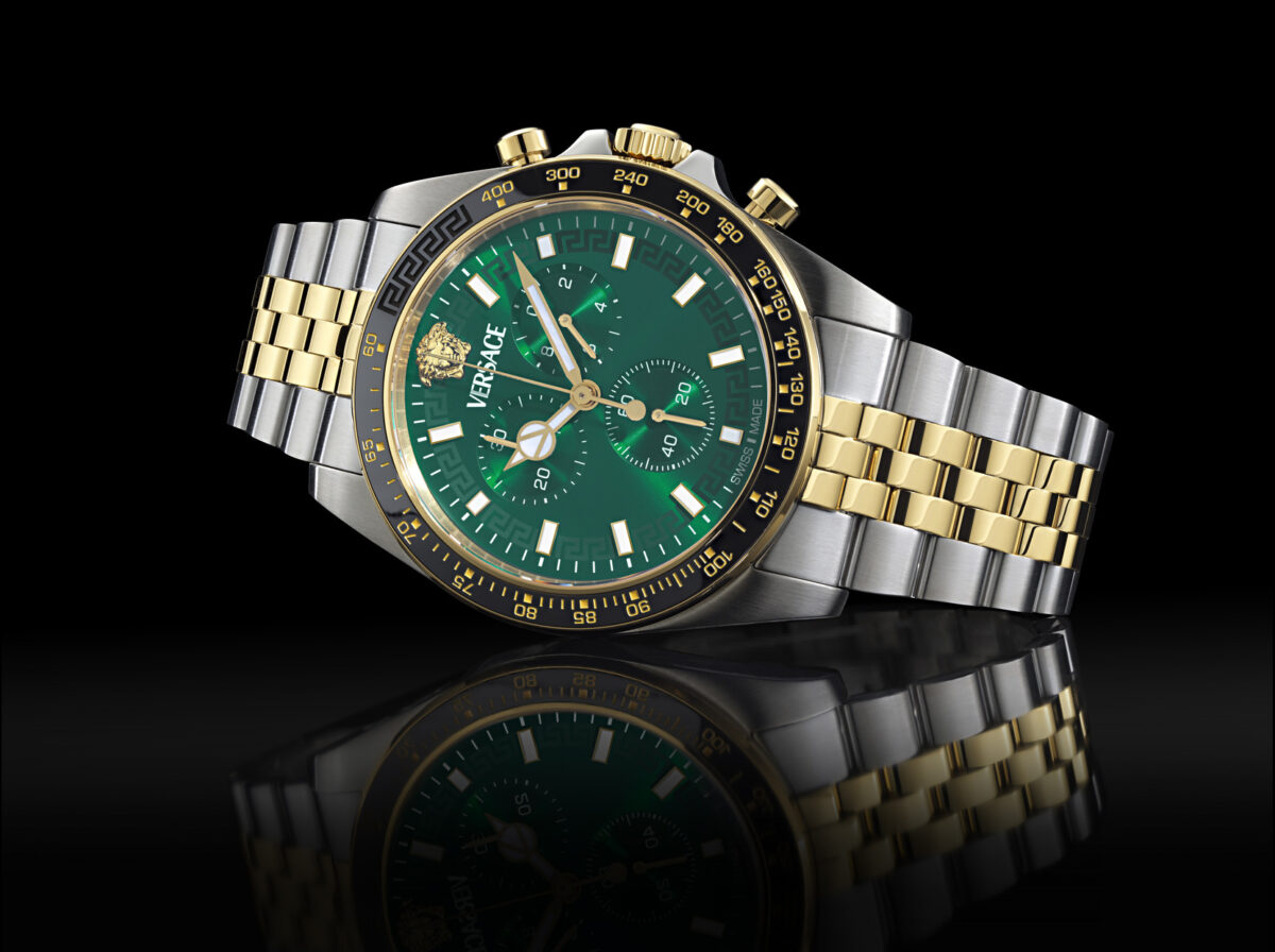 Versace launches new Greca Chrono Wave watch Versace launches new Greca Chrono Wave watch