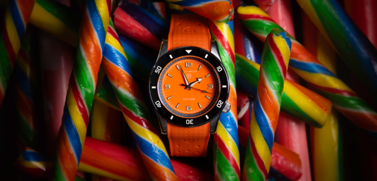 Elliot Brown Bloxworth Heritage Diver Chromatic Collection watch