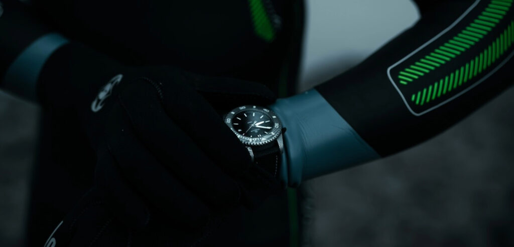 mcquaide Q1 damascas steel watch