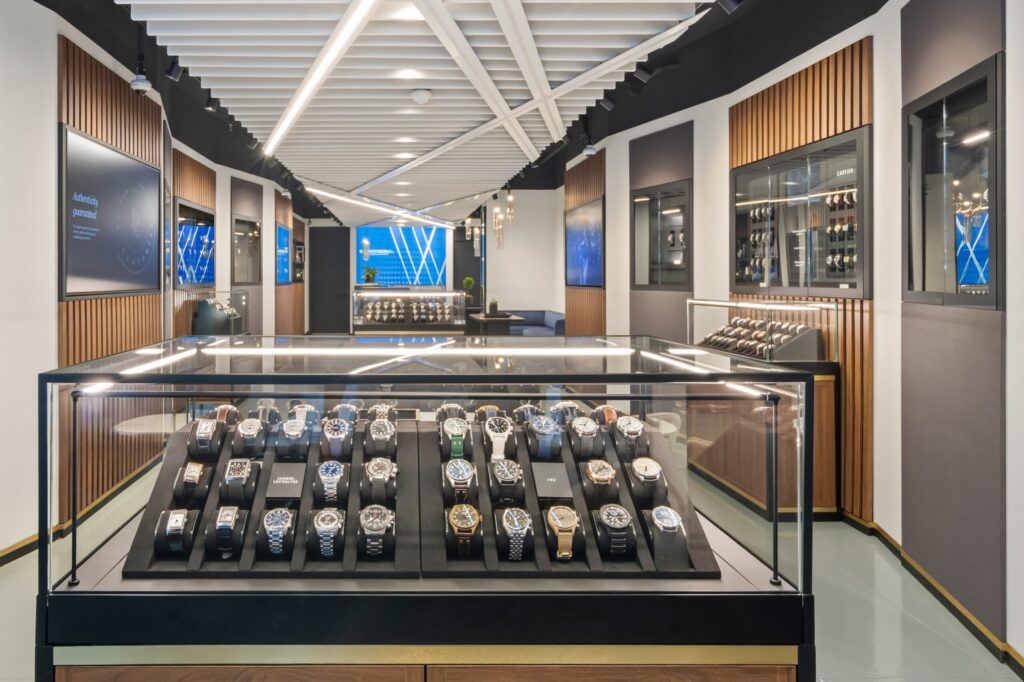 Watchfinder sales rise by 18% but losses persist