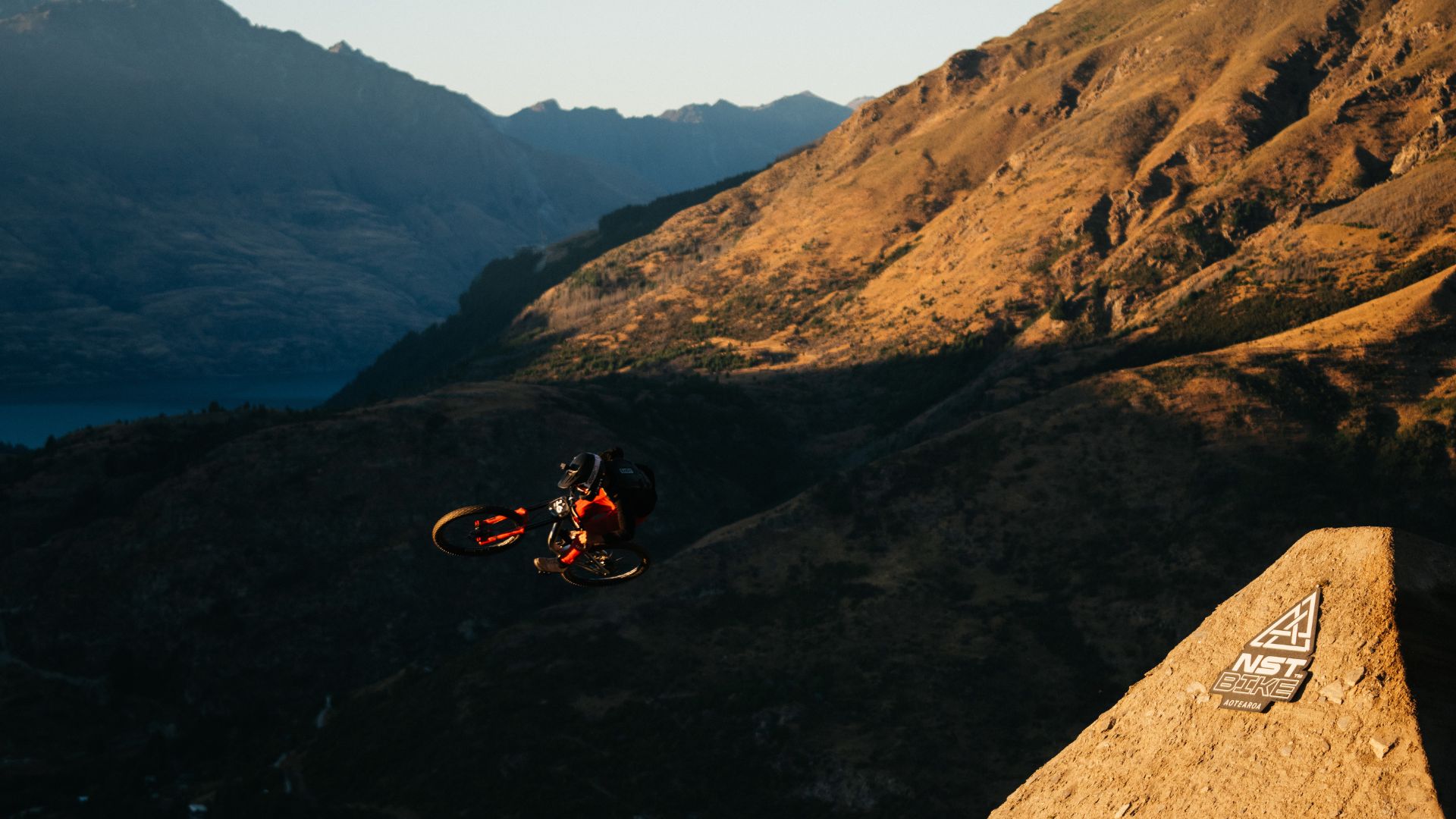 Rocky Mountain Watches Named Official Timekeeper of Natural Selection Tour